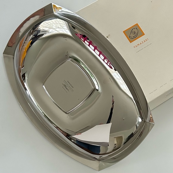 YAMAZAKI Signature Collection Chip-n-Dip Serving Piece 18" - Picture 5 of 6